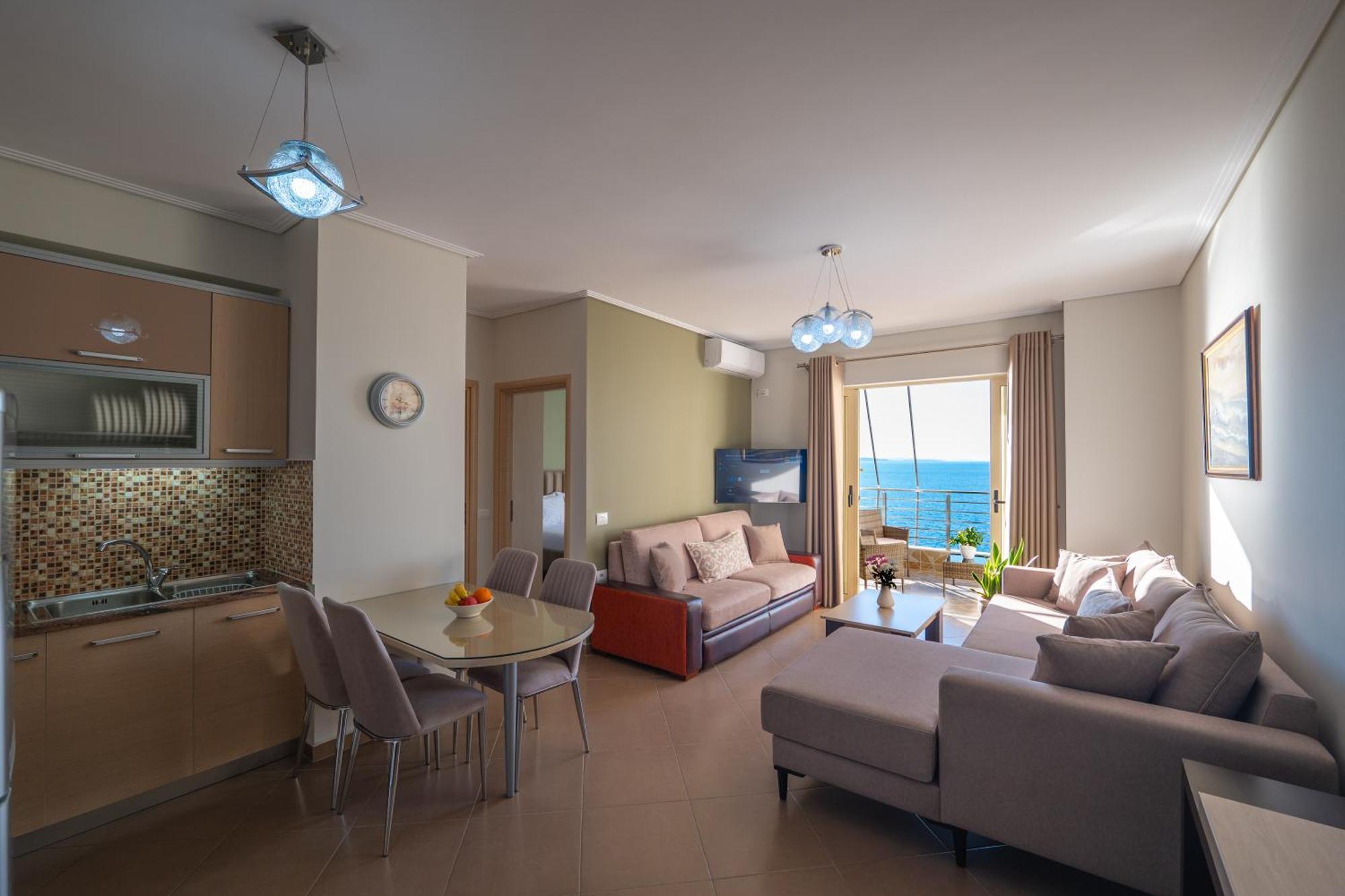 Cavo Paradise Sarande Luaran gambar